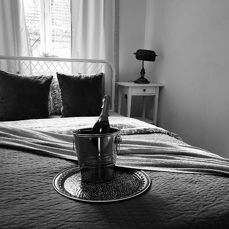 Apartamenty - Mi Old Town Swietojanska 华沙 外观 照片